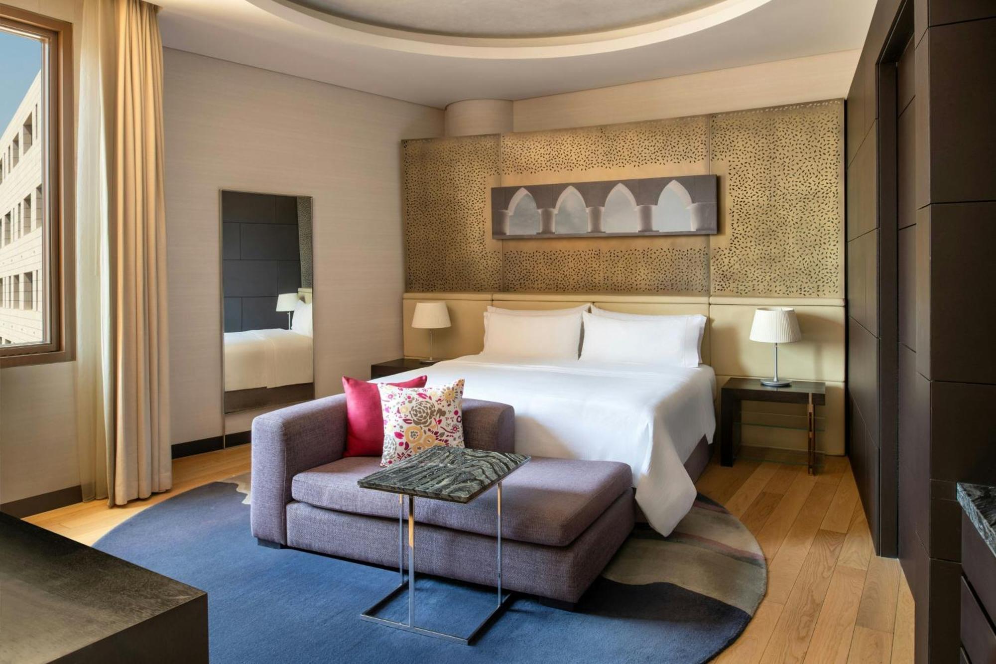 The Westin Doha Hotel & Spa Exterior foto